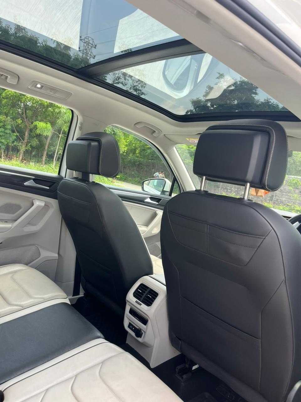 Volkswagen Tiguan Elegance 4Motion - Image 10